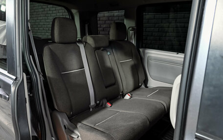 Honda Stepwgn IV, 2018 год, 2 365 000 рублей, 19 фотография