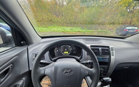 Hyundai Tucson III, 2004 год, 700 000 рублей, 13 фотография