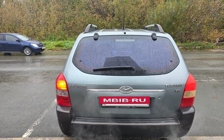 Hyundai Tucson III, 2004 год, 700 000 рублей, 5 фотография