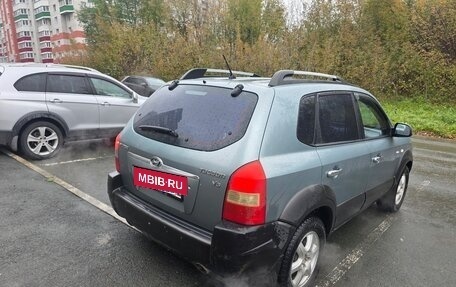 Hyundai Tucson III, 2004 год, 700 000 рублей, 6 фотография