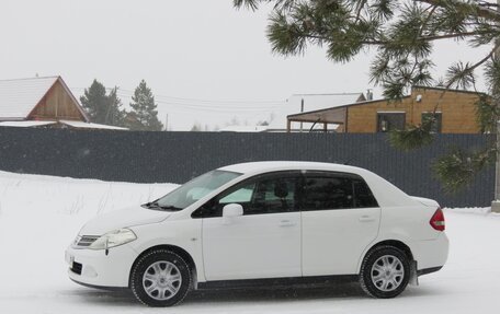 Nissan Tiida, 2011 год, 570 000 рублей, 1 фотография
