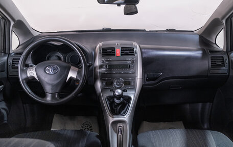Toyota Auris II, 2006 год, 699 000 рублей, 16 фотография