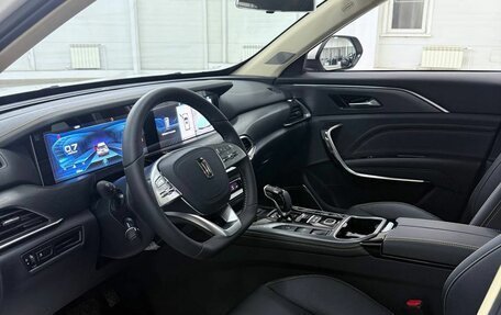 FAW Bestune T77, 2024 год, 2 448 000 рублей, 8 фотография