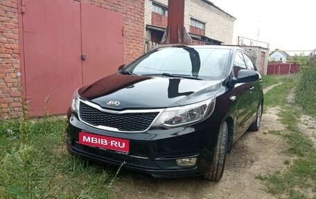 KIA Rio III рестайлинг, 2016 год, 940 000 рублей, 1 фотография