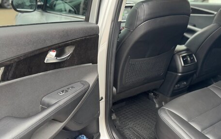 KIA Sorento III Prime рестайлинг, 2017 год, 3 350 000 рублей, 29 фотография