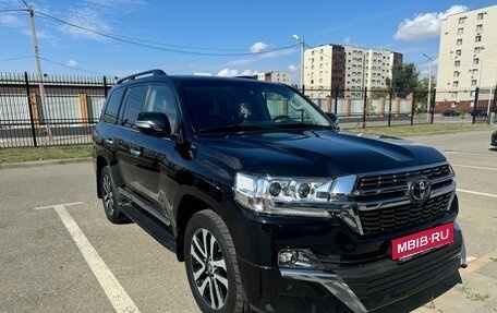 Toyota Land Cruiser 200, 2016 год, 6 600 000 рублей, 6 фотография