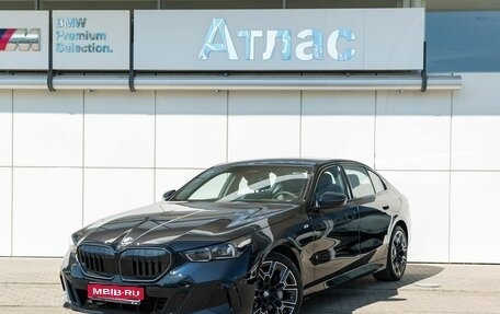 BMW 5 серия, 2025 год, 9 890 000 рублей, 1 фотография