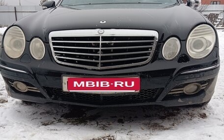 Mercedes-Benz E-Класс, 2008 год, 950 000 рублей, 3 фотография