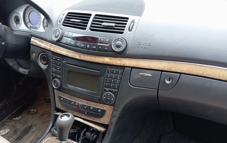 Mercedes-Benz E-Класс, 2008 год, 950 000 рублей, 8 фотография