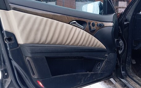 Mercedes-Benz E-Класс, 2008 год, 950 000 рублей, 13 фотография