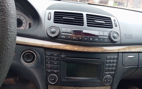 Mercedes-Benz E-Класс, 2008 год, 950 000 рублей, 16 фотография