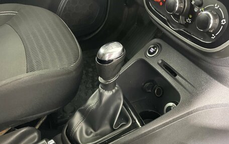 Renault Kaptur I рестайлинг, 2017 год, 1 304 000 рублей, 17 фотография