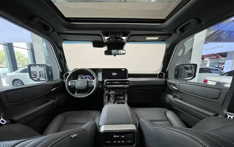 Toyota Land Cruiser Prado, 2024 год, 10 250 000 рублей, 14 фотография