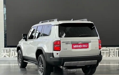 Toyota Land Cruiser Prado, 2024 год, 10 250 000 рублей, 8 фотография