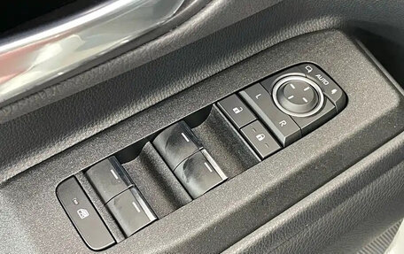 Toyota Land Cruiser Prado, 2024 год, 10 250 000 рублей, 16 фотография