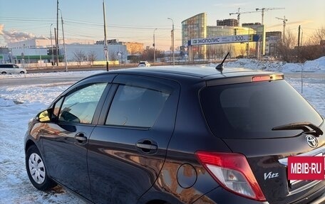 Toyota Vitz, 2013 год, 670 000 рублей, 4 фотография