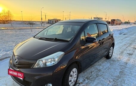 Toyota Vitz, 2013 год, 670 000 рублей, 5 фотография