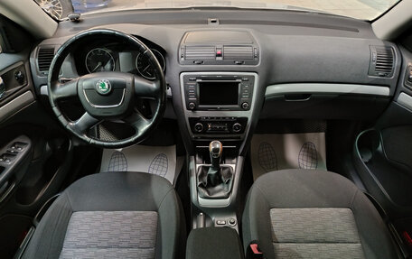 Skoda Octavia, 2012 год, 800 000 рублей, 10 фотография