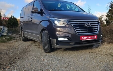 Hyundai Grand Starex Grand Starex I рестайлинг 2, 2019 год, 4 050 000 рублей, 22 фотография