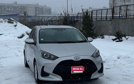 Toyota Yaris, 2020 год, 1 265 000 рублей, 9 фотография