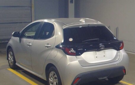 Toyota Yaris, 2020 год, 1 265 000 рублей, 19 фотография