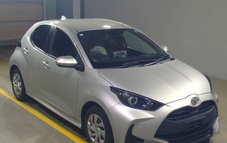 Toyota Yaris, 2020 год, 1 265 000 рублей, 18 фотография