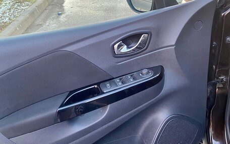 Renault Kaptur I рестайлинг, 2016 год, 1 840 000 рублей, 15 фотография