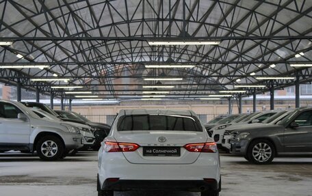 Toyota Camry, 2021 год, 3 250 000 рублей, 4 фотография