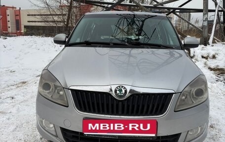 Skoda Fabia II, 2012 год, 630 000 рублей, 2 фотография