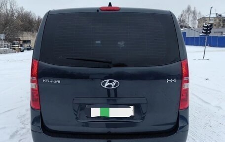 Hyundai H-1 II рестайлинг, 2018 год, 2 650 000 рублей, 6 фотография