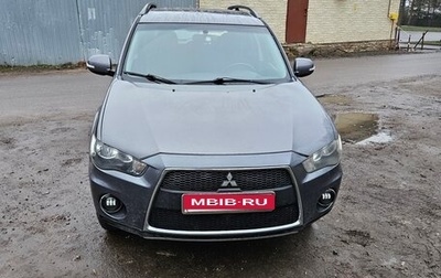 Mitsubishi Outlander III рестайлинг 3, 2011 год, 890 000 рублей, 1 фотография