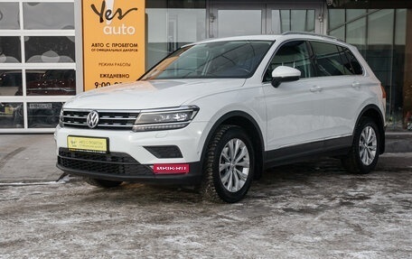 Volkswagen Tiguan II, 2017 год, 2 098 000 рублей, 2 фотография