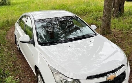 Chevrolet Cruze II, 2012 год, 800 000 рублей, 2 фотография