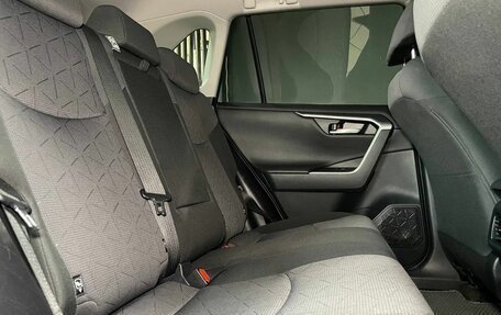 Toyota RAV4, 2020 год, 4 000 000 рублей, 9 фотография