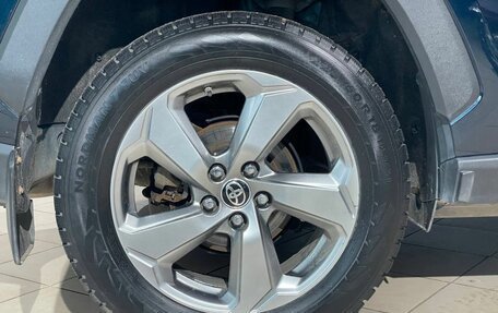 Toyota RAV4, 2020 год, 4 000 000 рублей, 18 фотография