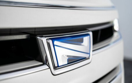 Toyota Noah III, 2018 год, 2 390 000 рублей, 28 фотография