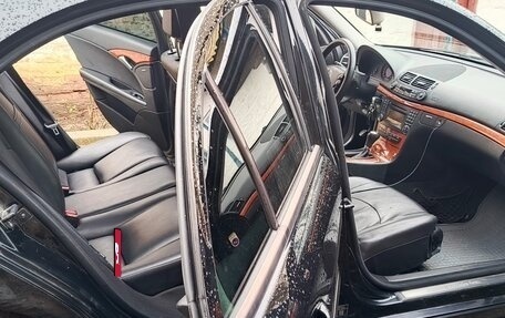 Mercedes-Benz E-Класс, 2008 год, 900 000 рублей, 7 фотография