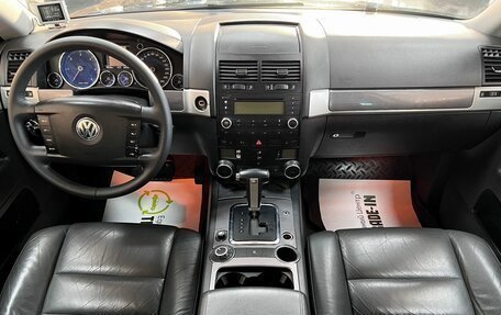 Volkswagen Touareg III, 2005 год, 995 000 рублей, 11 фотография