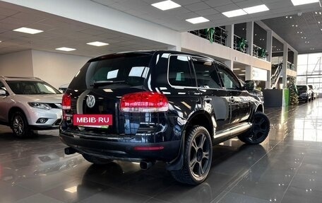 Volkswagen Touareg III, 2005 год, 995 000 рублей, 2 фотография