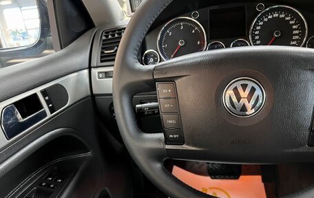 Volkswagen Touareg III, 2005 год, 995 000 рублей, 17 фотография