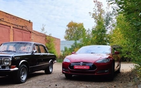 Tesla Model S I, 2013 год, 2 200 000 рублей, 1 фотография