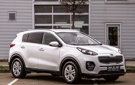 KIA Sportage IV рестайлинг, 2018 год, 1 845 000 рублей, 3 фотография