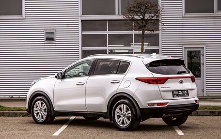 KIA Sportage IV рестайлинг, 2018 год, 1 845 000 рублей, 4 фотография