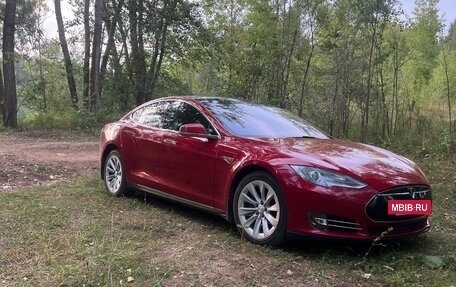 Tesla Model S I, 2013 год, 2 200 000 рублей, 2 фотография