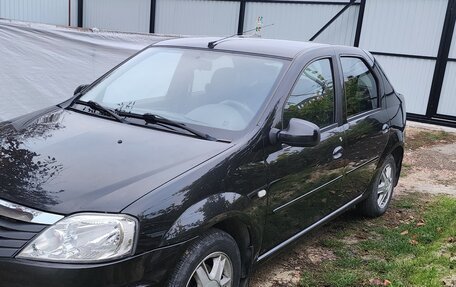 Renault Logan I, 2014 год, 699 000 рублей, 2 фотография