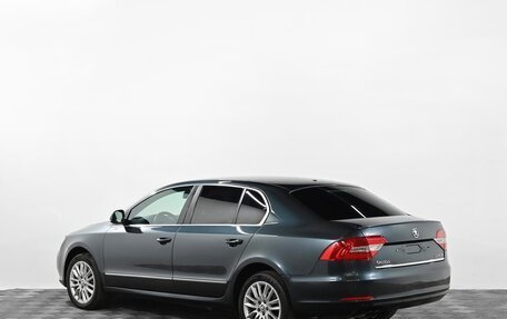 Skoda Superb III рестайлинг, 2013 год, 1 099 000 рублей, 3 фотография