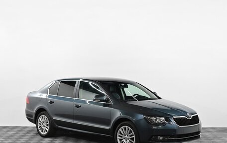 Skoda Superb III рестайлинг, 2013 год, 1 099 000 рублей, 2 фотография