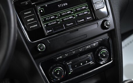 Skoda Superb III рестайлинг, 2013 год, 1 099 000 рублей, 10 фотография