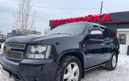Chevrolet Tahoe III, 2012 год, 2 200 000 рублей, 4 фотография