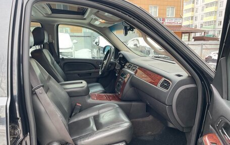 Chevrolet Tahoe III, 2012 год, 2 200 000 рублей, 13 фотография